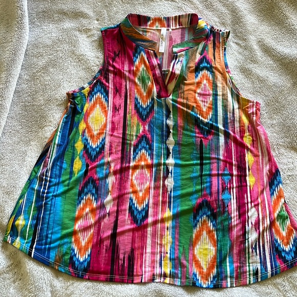 Dear Scarlett Tops - Dear Scarlett L sleeveless blouse lizzy style, wrinkle free